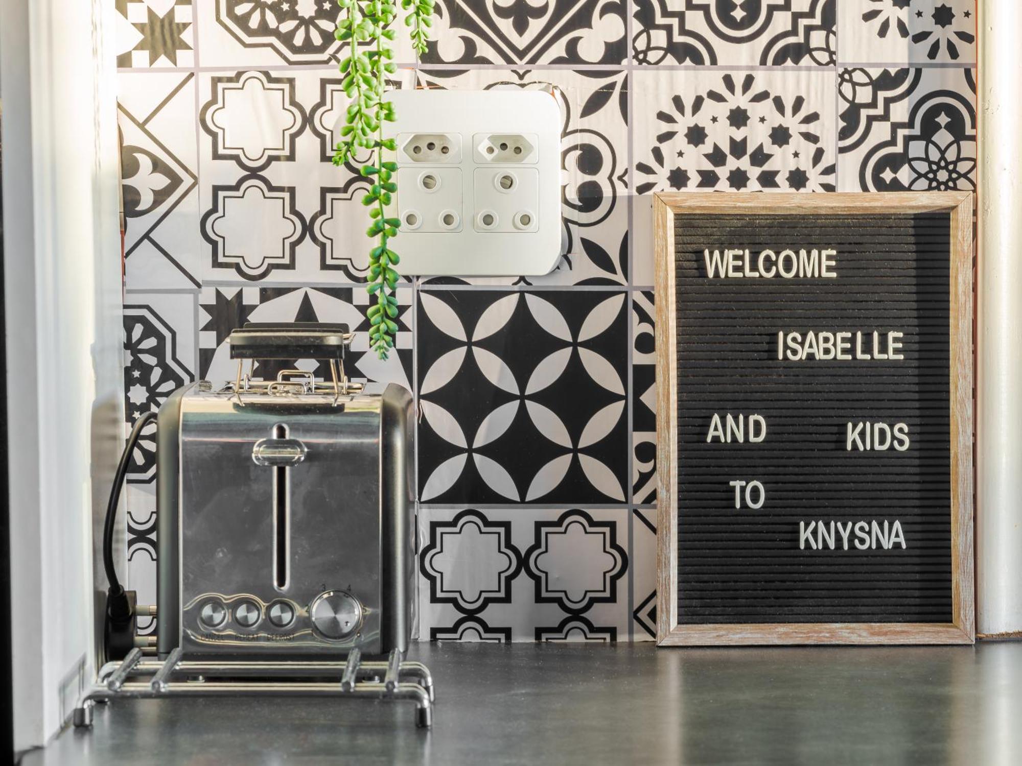Stunning Knysna Central Apartment Buitenkant foto